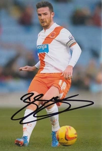 BLACKPOOL HAND SIGNED BARRY FERGUSON 6X4 PHOTO 3. - Picture 1 of 1