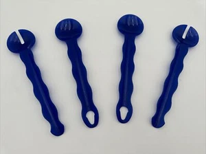 Juego de 2 juegos de pinzas Tupperware 10" para servir cuchara y tenedor para servir azul entrelazado - Imagen 1 de 4