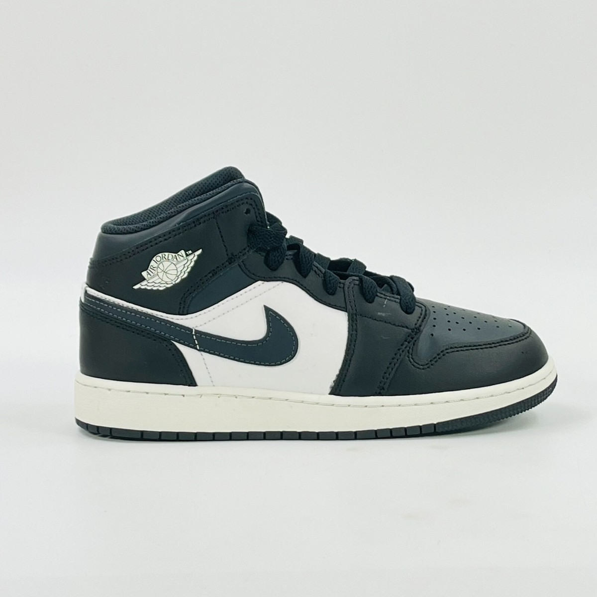 ⭐️送料込み⭐️Nike Air Jordan 1 MID 28㌢ NIKE AIR JORDAN エアジョーダン1 MID SE 28 5cm｜Yahoo!フリマ