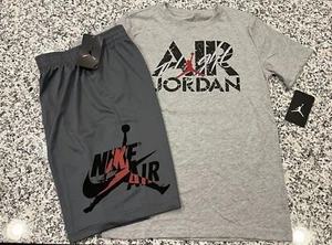 NWT NIKE AIR JORDAN BOY'S 2 PC SET GRAY SHORT SLEEVE & MESH SHORTS L - Picture 1 of 2