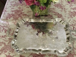 Vintage Butlers footed silver plated serving tray by International Silver Co. - Picture 1 of 6