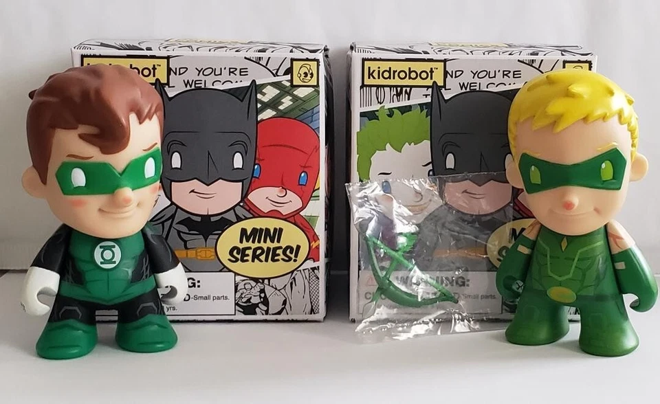 Kidrobot x DC Comics 3 дюйма винил мини-серия набор из 2 - зеленая стрела и зеленый фонарь - Изображение 1 из 4