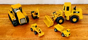 (Set of 5) Cat 1/64 Scale Challenger #85D & CATERPILLAR Model 950F WHEEL LOADER - Picture 1 of 6