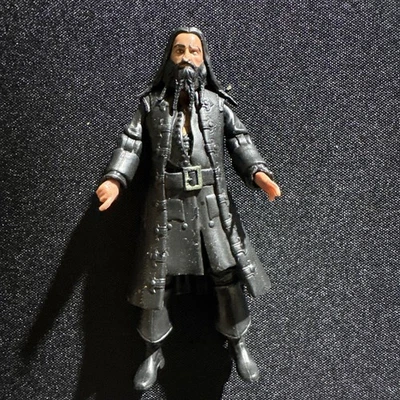 FIGURA DE ACCIÓN DISNEY PIRATAS DEL CARIBE BARBANEGRA 4" 2011 JAKKS Foto 1 de 4