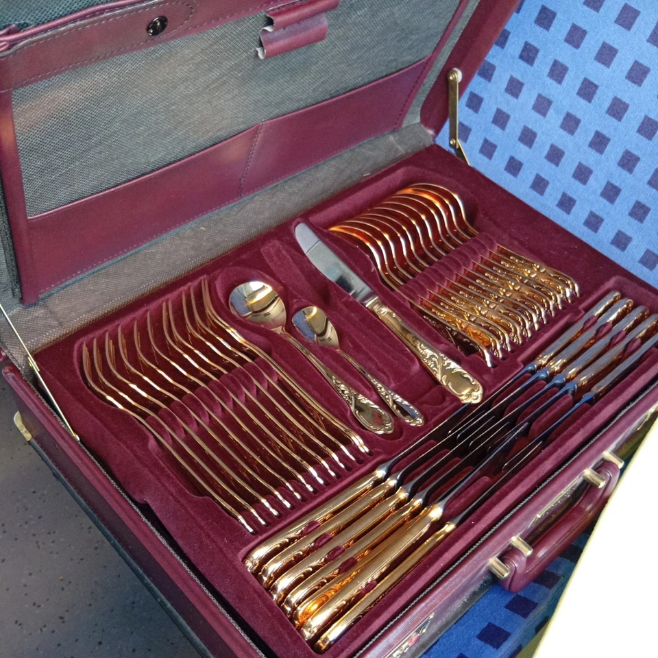 Goldbesteck Solingen 23/24 Karat von Nivella 70 Teilig - Bild 1 von 3