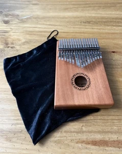 Kalimba in legno chiave pollice pianoforte dito strumento portatile - Foto 1 di 10