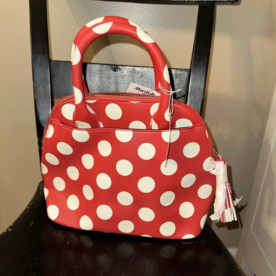 Charming Charlie Bolsa de Bolinhas Vermelha Média Nova Com Etiquetas Fecho com Zíper e Alça - Imagem 1 de 4