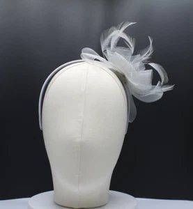 A stunning Facinator with Headband Wedding Ladies Day Race Royal... - Picture 1 of 7