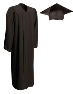 2024 Graduation Cap and Gown with black Tassel / Small / Medium / Large 4.8-6.9 - Picture 1 of 6