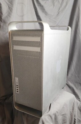 Apple Mac Pro Model# A1186  Xeon 4 Core  2007   Read Description  - Image 1 of 4