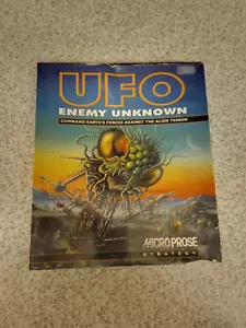 RARE UFO Enemy Unknown by MicroProse for Commodore Amiga 5 DISKS MANUAL - Picture 1 of 4