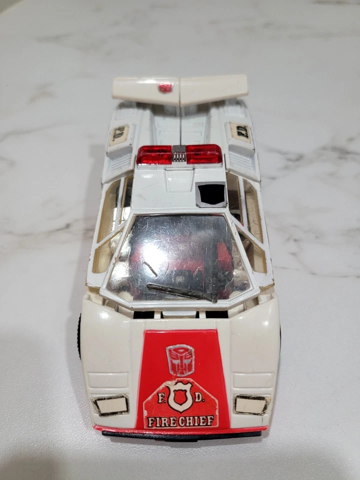 1980 TAKARA Transformer G1 Autobot Red Alert - Good Condition Original  - Image 1 of 4