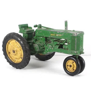 Vintage Die Cast Metal John Deere 60 Tractor - Condition Issues- FOR REPAIR ONLY - Picture 1 of 7