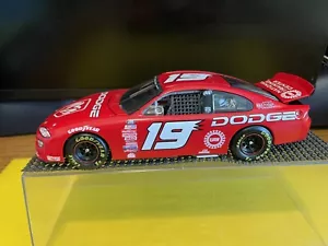 2000 DODGE INTREPID R/T SHOW CAR 1/24 ACTION DIECAST RARE HTF LIMITED EDITION NB - Picture 1 of 11