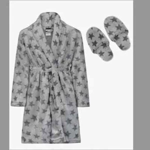 Kid's Boys Soft Robe Slipper Set Stars NWT NEW 12/14 Large - Picture 1 of 2