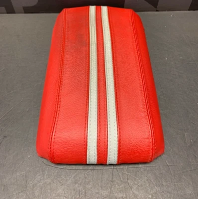 Pontiac GTO 2004 consola central reposabrazos  Foto 1 de 4