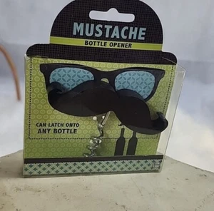 Apribottiglie baffi divertente novità - Foto 1 di 3