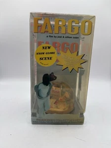 FARGO Película RARO "Edición astilladora de madera" VHS y conjunto de globos de nieve - SELLADO - Imagen 1 de 6