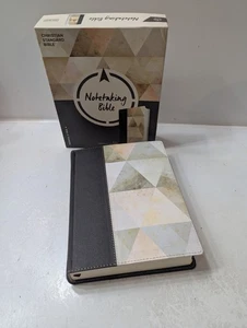 Notizbibel christliche Standardversion LeatherTouch braun Holman mit Box - Bild 1 von 17