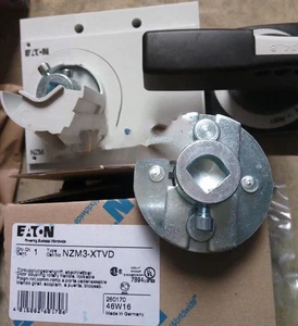 1PC   NZM3-XTVD Molded Case Circuit Breaker - Picture 1 of 3