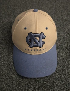 Nike Carolina del Norte Tacones Alquitranados Sombrero Blanco UNC Béisbol Deportes Gorra de Pelota - Imagen 1 de 12