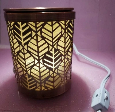 *RARE* Yankee Candle Electric Wax/Oil Warmer & Night Light - Image 1 of 4