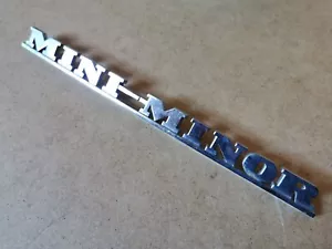 Original MINI MINOR 850 Classic Car Badge metal/chrome - Picture 1 of 11