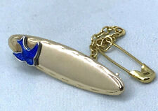 9k Bluebird Baby Brooch with safety chain_375 yellow gold
