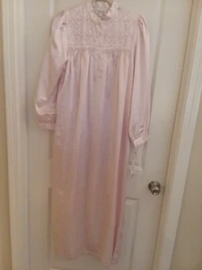NWT NICOLE Pink Embroidered Smocked Satin Brushed Back Cotton VTG Nightgown S - Picture 1 of 4