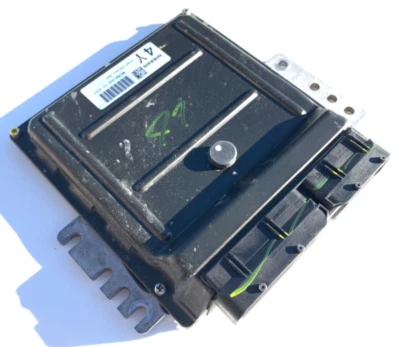 Nissan Armada 2004 5,6 L transmisión automática motor ECM ECU MEC86-300 C1 Foto 1 de 4