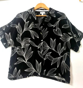 Nicole Miller Black Patterned Button Up Short Sleeve Top Size M - Picture 1 of 14