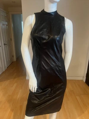 VESTIDO TRASERO VINTAGE AÑOS 90 CUERO RECORTADO TIRAS TALLA S PEQUEÑO Foto 1 de 4