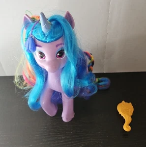 My Little Pony Rainbow Styles Izzy Moonbow Gen 5 Pony Hasbro 2023 - Picture 1 of 15
