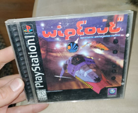 Wipeout (Sony PlayStation 1 PS1) Complete W/ Reg Card & Black Label - Tested!