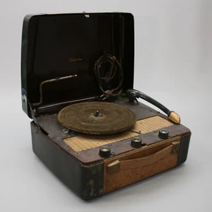PIEZAS DE REPARACIÓN - Fonógrafo Reproductor de Grabaciones Silvertone 8168 Manivela de Mano Portátil AC/DC - Imagen 1 de 11