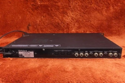 USED Roland SDE-330 330 Digital Delay Rack Effect Vintage U073 180608 - Image 1 of 4