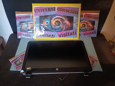 hp 15 15p  BIANCO COVER CORNICE WEBCAM FLAT COMPRESO LCD - Immagine 1 di 4