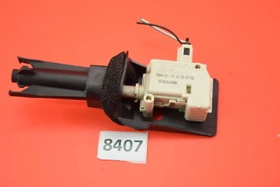 Y18  05-08 JAGUAR S-TYPE FUEL DOOR LOCK ACTUATOR 4R83-F9C070-AC OEM - Image 1 of 4