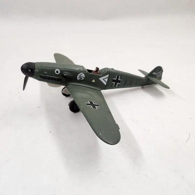 YatMing 99078B 1:48 Die Cast Air Signature Messerschmitt BF-109 - Image 1 of 4