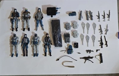 G.I. Joe 25th Anniversary 2008 Extreme Conditions Arctic Assault Squad complete - Image 1 of 4