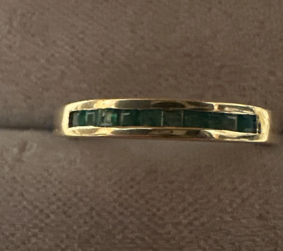 Ring, Gg 750, Smaragde, Ringschiene 1,5 mm bis 2,7 mm - Bild 1 von 4