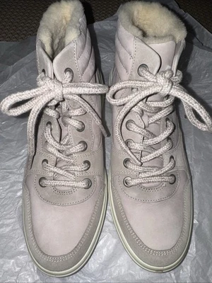 Zapatos de tenis al tobillo Ecco para mujer talla 10/UE 41...hechos en Portugal Foto 1 de 4