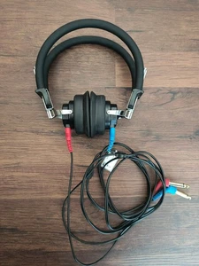 RadioEar DD45 Audiometric Headset (8010876) – 10 Ohm, Dual Mono Jacks, ANSI/ISO - Picture 1 of 11
