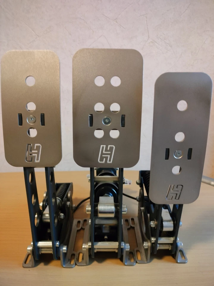 Heusinkveld Sprint SIM 3er Pedalset - Bild 1 von 4