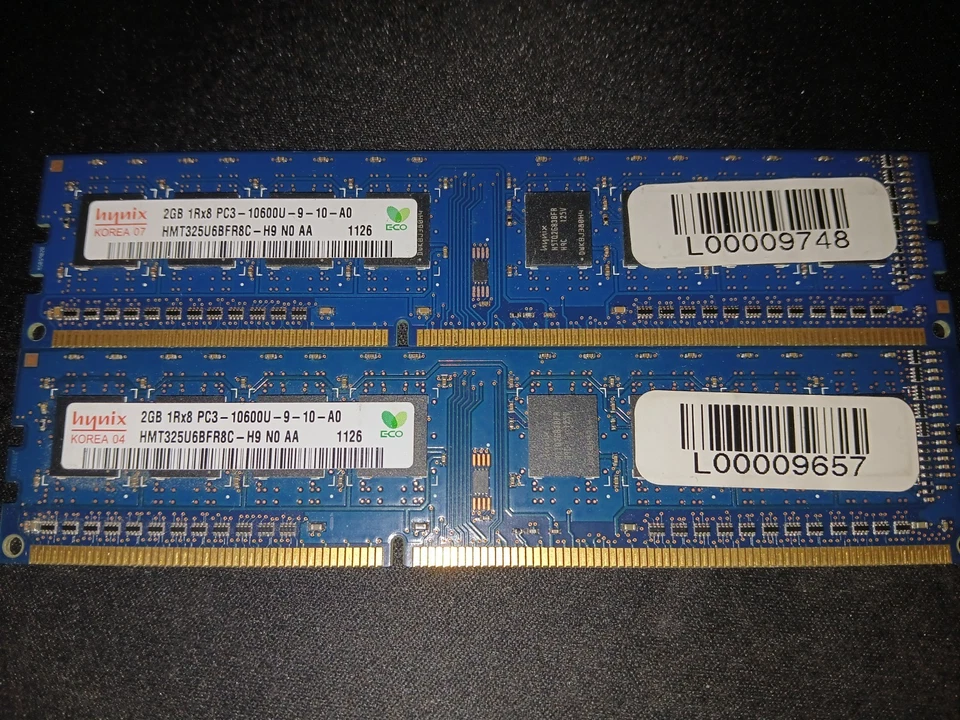 Hynix 10600U Desktop PC RAM DDR3 4GB (2x 2GB) HMT325U6BFR8C-H9 - Image 1 of 1