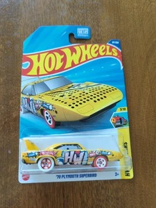Hot Wheels 2025 Giallo '70 Plymouth Superbird #87/250 HW Art Cars #7/10 - Custodia E - Foto 1 di 10
