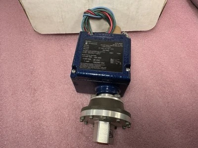 ITT 110P12C6BN RANGE 10"H20 TO 100"H20 500PSI Foto 1 de 4