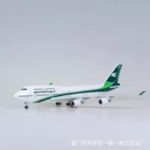 1/150 Iraqi Passanger Plane 747-400 Display AirPlane With Led Model Toy - Picture 1 of 8