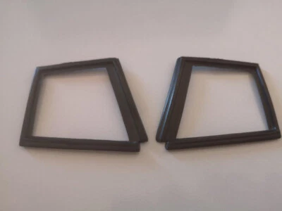 Pezzo di ricambio D2 & D7 FERRARI TESTAROSSA POCHER 1/8 K51 K52 K53 K54 K59 K61 - Immagine 1 di 4