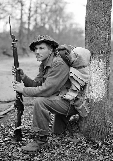 Canadian WW II Photo Soldier With Rilfe - Battle Of Arnhem 1944 - Image 1 of 1